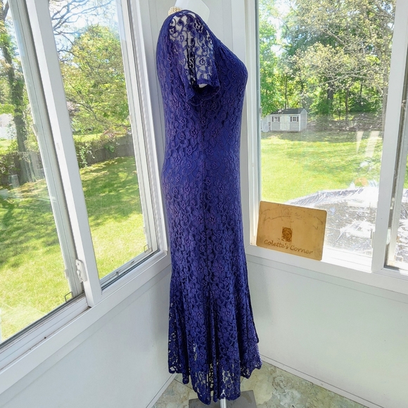 Joanna Hope Navy Blue Sheer Short Sleeve Lace Sweetheart Mermaid Maxi Dress - Picture 4 of 16